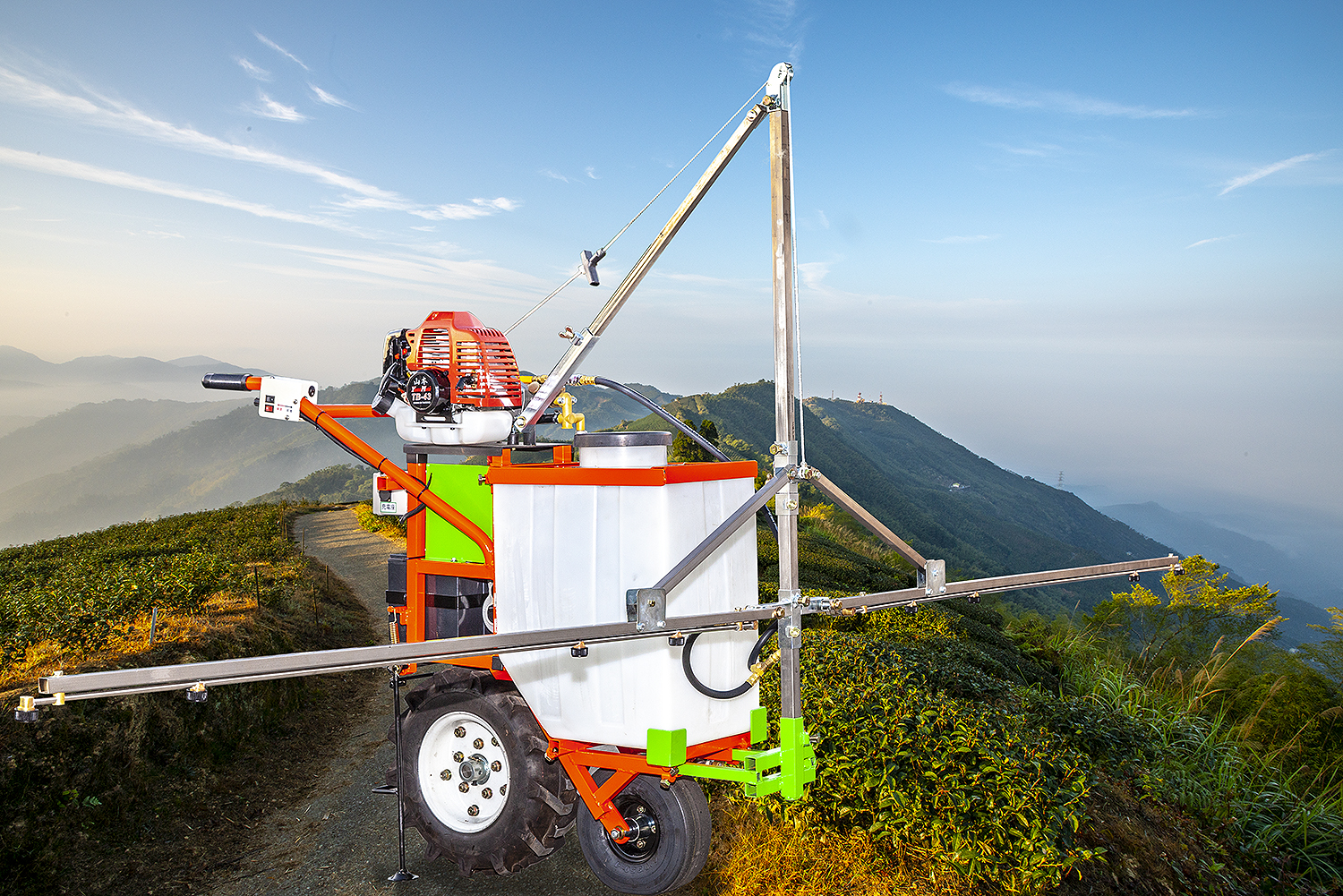 油電 自走搬運噴霧兩用機